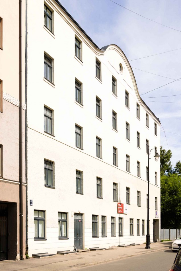 Krāsotāju iela 13, 13a un 13b